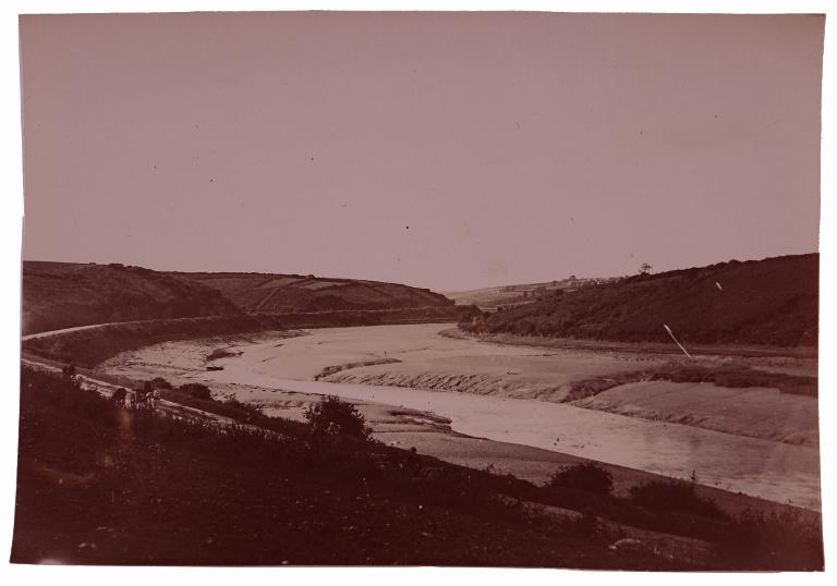 Paysage de bord de fleuve